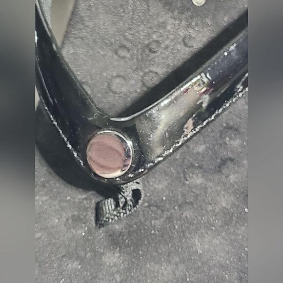 Vionic Davina Flip Flop, Black Faux Patent Leather Thong Sandals | 7 - Picture 7 of 10